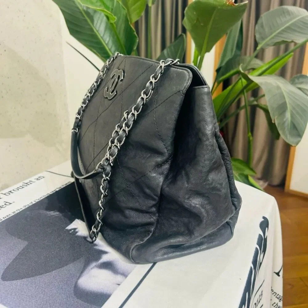 Chanel Women Pre-Loved Bag Very Good Condition